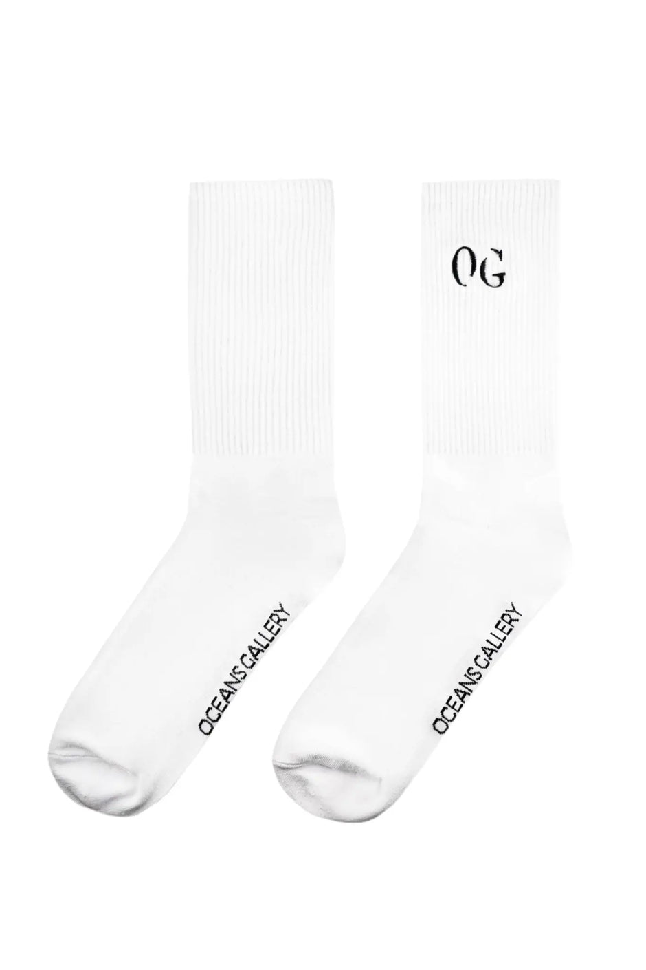 Why-Sustainable-Bamboo-Socks-Are-a-Travel-Essential OCEANS GALLERY