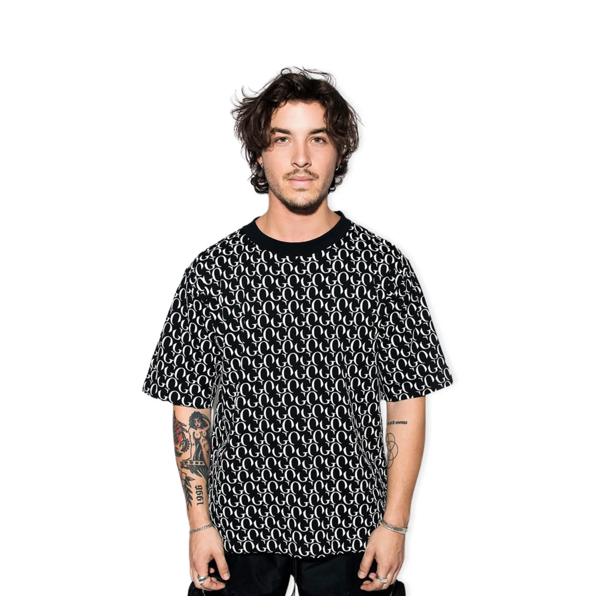 Stand-Out-with-Style-The-All-Over-Print-T-shirt OCEANS GALLERY