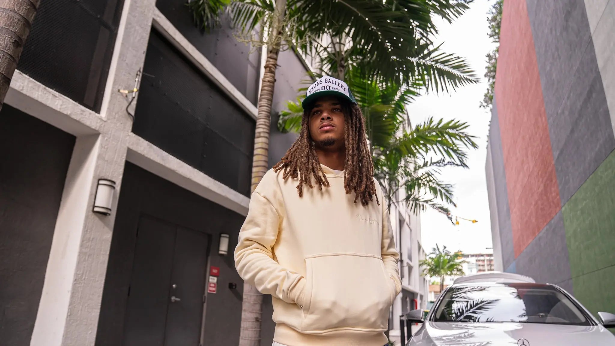 Top-10-Men-s-Women-s-Essential-Clothing-Pieces-for-2026 OCEANS GALLERY