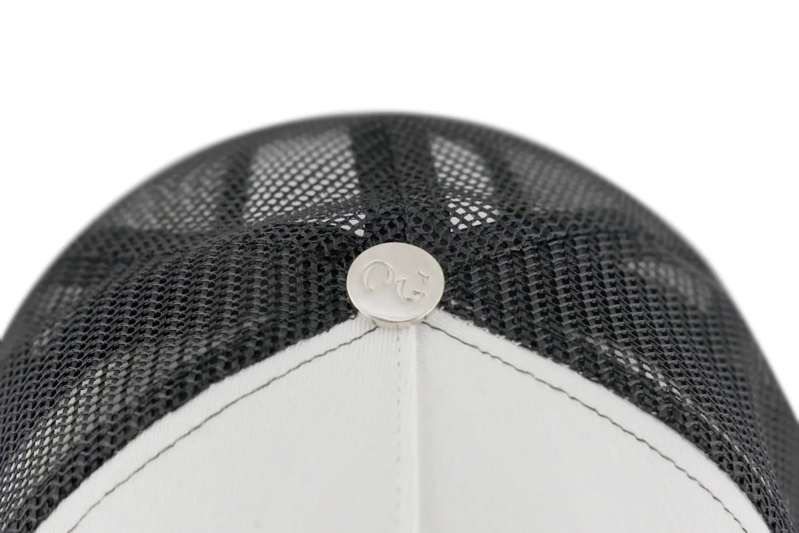 Modern Distinct Trucker Hat OCEANS GALLERY