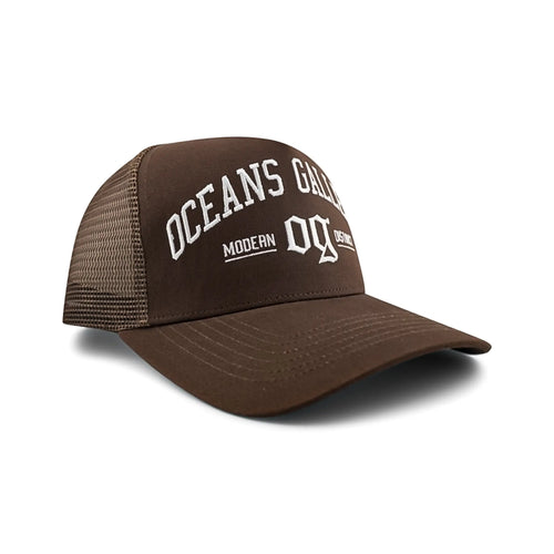 Modern Distinct Trucker Hat OCEANS GALLERY