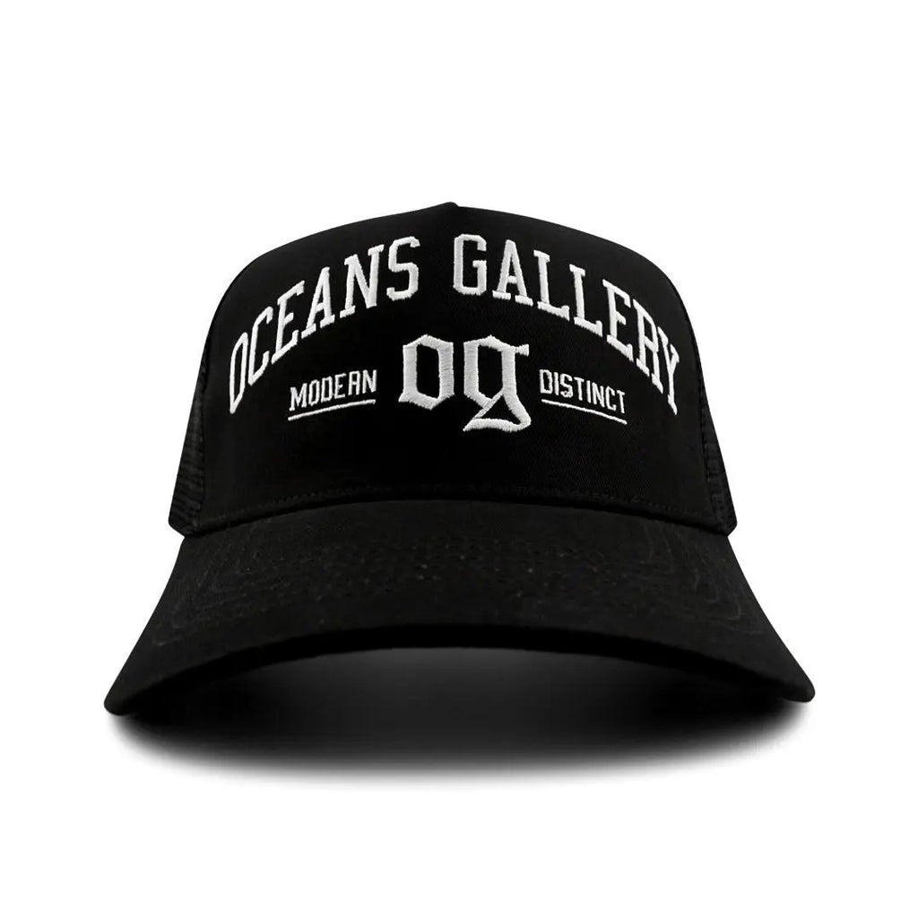 Modern Distinct Trucker Hat OCEANS GALLERY